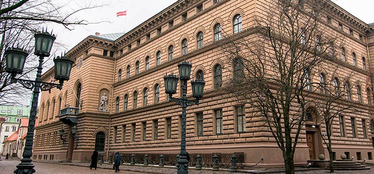 Латвия усиливает борьбу с нерезидентами